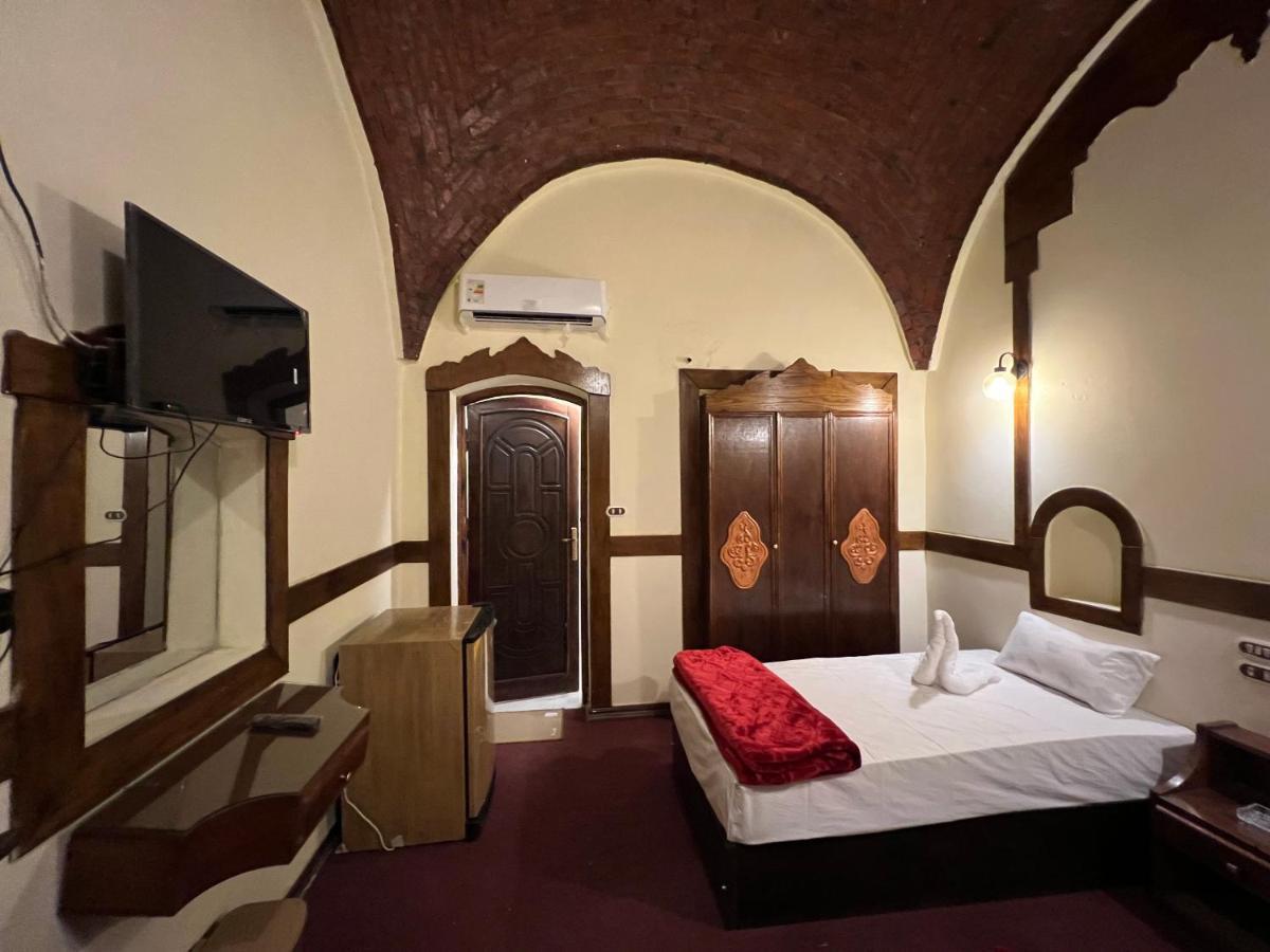 Elphardous Oasis Hotel Luxor Exteriör bild